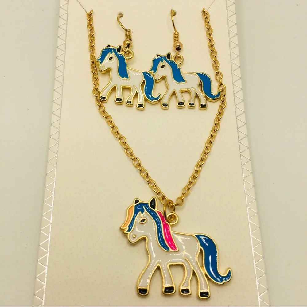 NECKLACE UNICORN & EARRINGS SET!! ADORABLE!